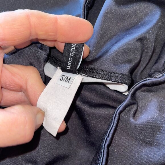 ONZIE FLOW black patterned leggings/exc condition/S/M - Picture 4 of 6